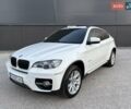 Белый БМВ Х6, объемом двигателя 3 л и пробегом 245 тыс. км за 15650 $, фото 1 на Automoto.ua