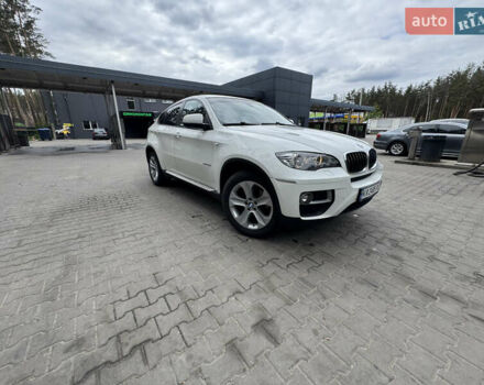БМВ Х6 2012 в Киеве на Automoto.ua Белый БМВ Х6, объемом двигателя 2.98 л и пробегом 155 тыс. км за 17000 $, фото 16 на Automoto.ua