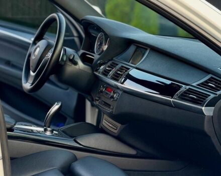 Білий БМВ Х6, об'ємом двигуна 3 л та пробігом 156 тис. км за 18500 $, фото 10 на Automoto.ua