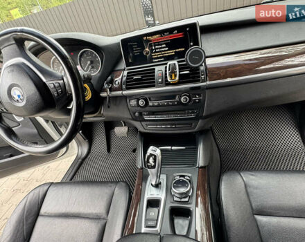 БМВ Х6 2012 в Киеве на Automoto.ua Белый БМВ Х6, объемом двигателя 2.98 л и пробегом 155 тыс. км за 17000 $, фото 38 на Automoto.ua