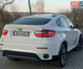 Белый БМВ Х6, объемом двигателя 3 л и пробегом 235 тыс. км за 22500 $, фото 27 на Automoto.ua