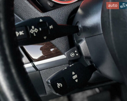 Белый БМВ Х6, объемом двигателя 3 л и пробегом 200 тыс. км за 22800 $, фото 46 на Automoto.ua