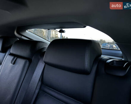 Белый БМВ Х6, объемом двигателя 3 л и пробегом 200 тыс. км за 22800 $, фото 73 на Automoto.ua