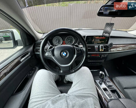 БМВ Х6 2012 в Киеве на Automoto.ua Белый БМВ Х6, объемом двигателя 2.98 л и пробегом 155 тыс. км за 17000 $, фото 21 на Automoto.ua
