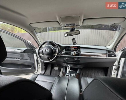 БМВ Х6 2012 в Киеве на Automoto.ua Белый БМВ Х6, объемом двигателя 2.98 л и пробегом 155 тыс. км за 17000 $, фото 31 на Automoto.ua