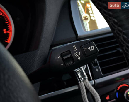 Белый БМВ Х6, объемом двигателя 3 л и пробегом 200 тыс. км за 22800 $, фото 47 на Automoto.ua