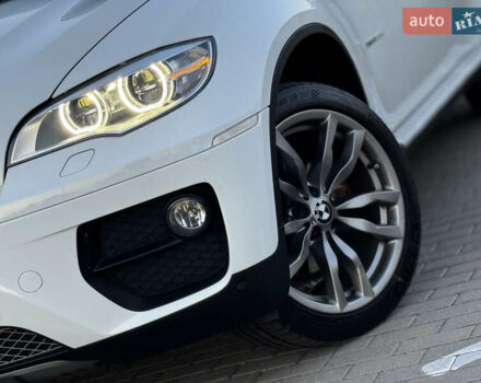 Белый БМВ Х6, объемом двигателя 3 л и пробегом 200 тыс. км за 22800 $, фото 25 на Automoto.ua
