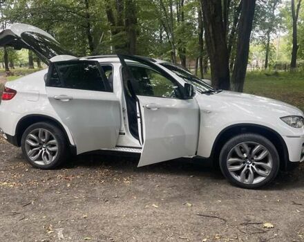 Белый БМВ Х6, объемом двигателя 3 л и пробегом 230 тыс. км за 23500 $, фото 6 на Automoto.ua