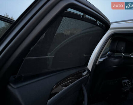 Белый БМВ Х6, объемом двигателя 3 л и пробегом 200 тыс. км за 22800 $, фото 68 на Automoto.ua