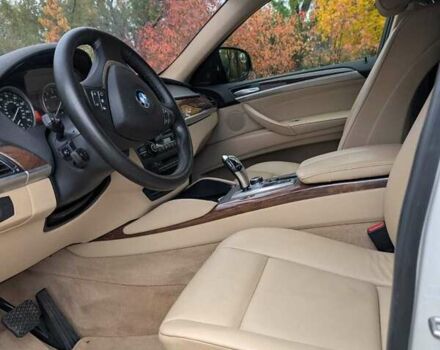 БМВ Х6 2012 в Киеве на Automoto.ua Белый БМВ Х6, объемом двигателя 3 л и пробегом 149 тыс. км за 17500 $, фото 28 на Automoto.ua
