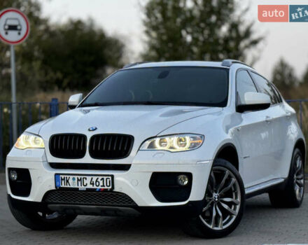 Белый БМВ Х6, объемом двигателя 3 л и пробегом 200 тыс. км за 22800 $, фото 24 на Automoto.ua