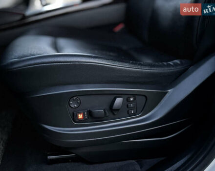 Белый БМВ Х6, объемом двигателя 3 л и пробегом 200 тыс. км за 22800 $, фото 39 на Automoto.ua