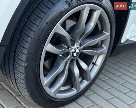 Белый БМВ Х6, объемом двигателя 3 л и пробегом 200 тыс. км за 22800 $, фото 8 на Automoto.ua