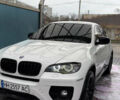 Белый БМВ Х6, объемом двигателя 3 л и пробегом 207 тыс. км за 21999 $, фото 1 на Automoto.ua