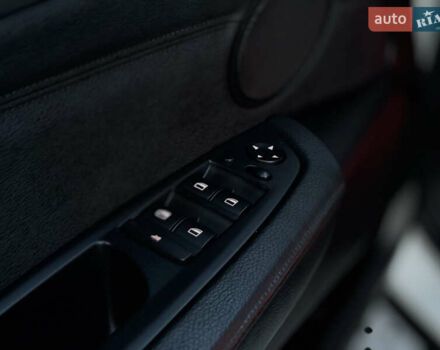 Белый БМВ Х6, объемом двигателя 3 л и пробегом 200 тыс. км за 22800 $, фото 37 на Automoto.ua