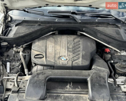 Белый БМВ Х6, объемом двигателя 2.99 л и пробегом 188 тыс. км за 26000 $, фото 56 на Automoto.ua