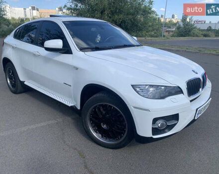 Белый БМВ Х6, объемом двигателя 3 л и пробегом 215 тыс. км за 21500 $, фото 2 на Automoto.ua