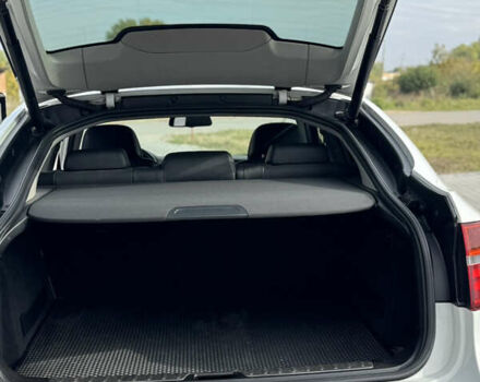 Белый БМВ Х6, объемом двигателя 2.99 л и пробегом 188 тыс. км за 26000 $, фото 26 на Automoto.ua