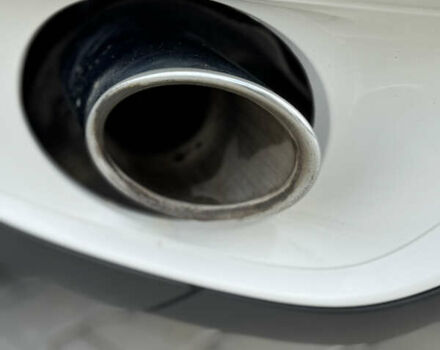 Белый БМВ Х6, объемом двигателя 2.99 л и пробегом 188 тыс. км за 26000 $, фото 23 на Automoto.ua