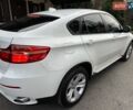 Белый БМВ Х6, объемом двигателя 3 л и пробегом 186 тыс. км за 19850 $, фото 1 на Automoto.ua