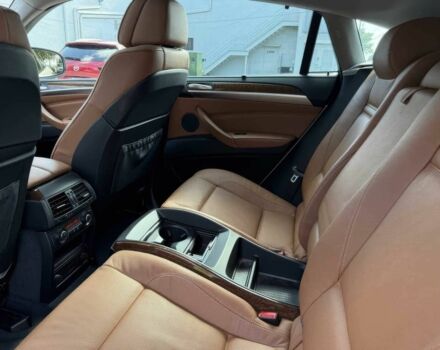 Білий БМВ Х6, об'ємом двигуна 3 л та пробігом 130 тис. км за 12950 $, фото 13 на Automoto.ua