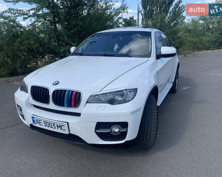 Белый БМВ Х6, объемом двигателя 3 л и пробегом 215 тыс. км за 21500 $, фото 1 на Automoto.ua