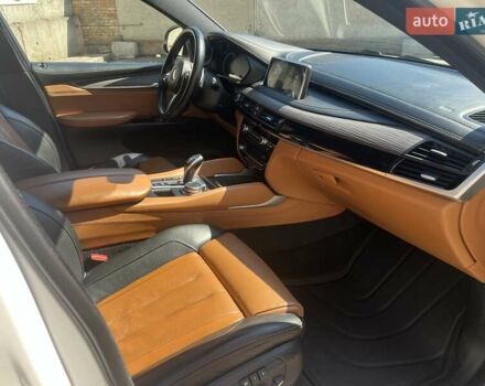 Білий БМВ Х6, об'ємом двигуна 2.99 л та пробігом 171 тис. км за 39900 $, фото 7 на Automoto.ua