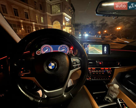 Білий БМВ Х6, об'ємом двигуна 2.98 л та пробігом 179 тис. км за 27500 $, фото 11 на Automoto.ua