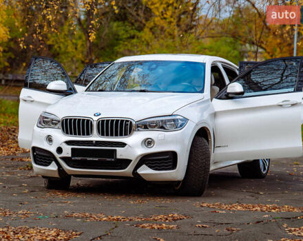 Белый БМВ Х6, объемом двигателя 4.39 л и пробегом 135 тыс. км за 42300 $, фото 6 на Automoto.ua