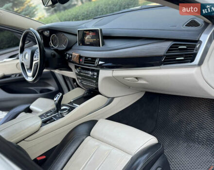 Білий БМВ Х6, об'ємом двигуна 3 л та пробігом 227 тис. км за 29500 $, фото 20 на Automoto.ua