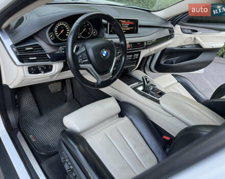 Білий БМВ Х6, об'ємом двигуна 3 л та пробігом 227 тис. км за 29500 $, фото 18 на Automoto.ua