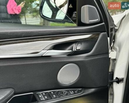 Белый БМВ Х6, объемом двигателя 4.39 л и пробегом 160 тыс. км за 32500 $, фото 16 на Automoto.ua