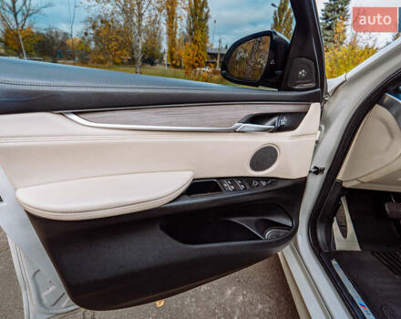 Белый БМВ Х6, объемом двигателя 4.39 л и пробегом 135 тыс. км за 42300 $, фото 23 на Automoto.ua