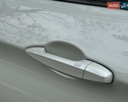 Белый БМВ Х6, объемом двигателя 4.39 л и пробегом 160 тыс. км за 32500 $, фото 15 на Automoto.ua