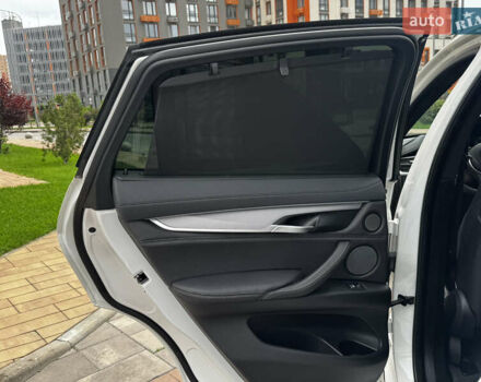 Білий БМВ Х6, об'ємом двигуна 3 л та пробігом 156 тис. км за 27777 $, фото 17 на Automoto.ua