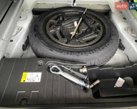 Білий БМВ Х6, об'ємом двигуна 2.99 л та пробігом 137 тис. км за 32500 $, фото 76 на Automoto.ua