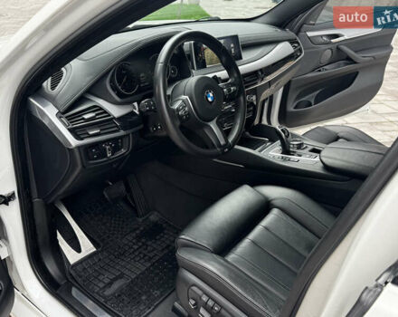Білий БМВ Х6, об'ємом двигуна 3 л та пробігом 156 тис. км за 27777 $, фото 12 на Automoto.ua
