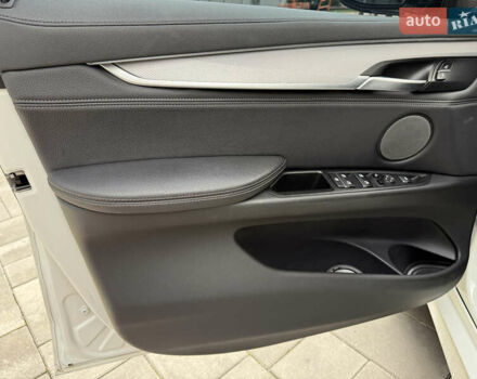 Білий БМВ Х6, об'ємом двигуна 3 л та пробігом 156 тис. км за 27500 $, фото 9 на Automoto.ua