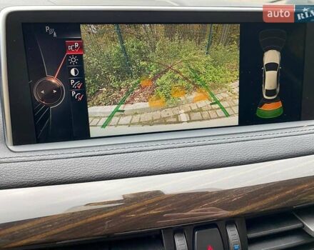 Білий БМВ Х6, об'ємом двигуна 2.99 л та пробігом 137 тис. км за 32500 $, фото 59 на Automoto.ua