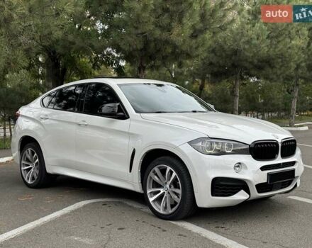 Белый БМВ Х6, объемом двигателя 4.39 л и пробегом 160 тыс. км за 32500 $, фото 4 на Automoto.ua