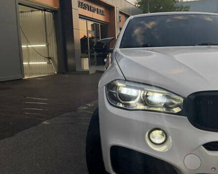 Белый БМВ Х6, объемом двигателя 2.98 л и пробегом 180 тыс. км за 27500 $, фото 8 на Automoto.ua