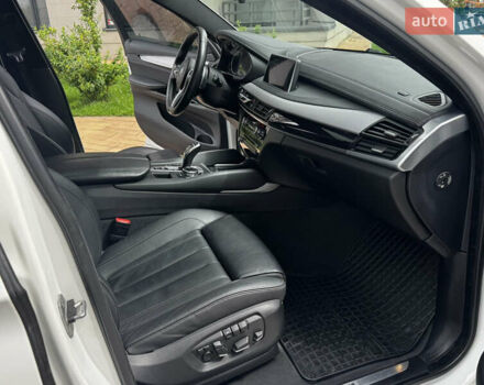 Білий БМВ Х6, об'ємом двигуна 3 л та пробігом 156 тис. км за 27777 $, фото 22 на Automoto.ua