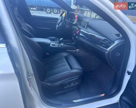 Белый БМВ Х6, объемом двигателя 2.98 л и пробегом 175 тыс. км за 28000 $, фото 12 на Automoto.ua