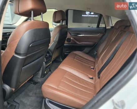 Білий БМВ Х6, об'ємом двигуна 2.99 л та пробігом 190 тис. км за 28999 $, фото 19 на Automoto.ua