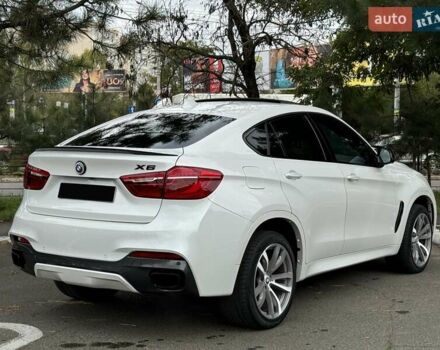 Белый БМВ Х6, объемом двигателя 4.39 л и пробегом 160 тыс. км за 32500 $, фото 10 на Automoto.ua
