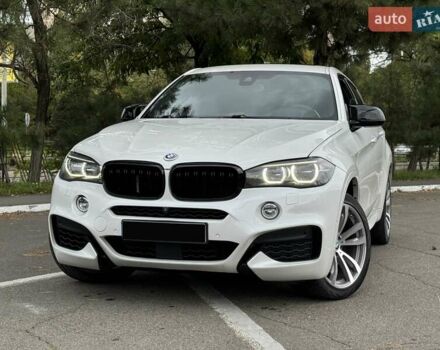 Белый БМВ Х6, объемом двигателя 4.39 л и пробегом 160 тыс. км за 32500 $, фото 1 на Automoto.ua