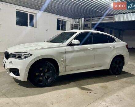 Білий БМВ Х6, об'ємом двигуна 2.99 л та пробігом 168 тис. км за 33500 $, фото 7 на Automoto.ua