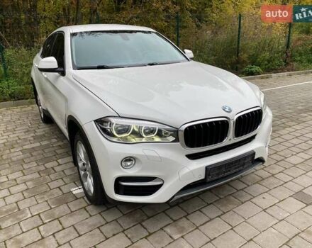Білий БМВ Х6, об'ємом двигуна 2.99 л та пробігом 137 тис. км за 32500 $, фото 19 на Automoto.ua