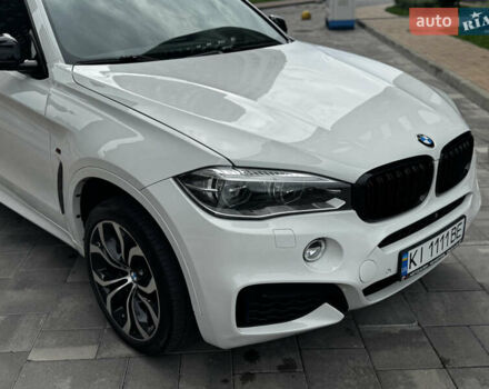 Білий БМВ Х6, об'ємом двигуна 3 л та пробігом 156 тис. км за 27777 $, фото 1 на Automoto.ua