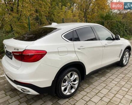 Білий БМВ Х6, об'ємом двигуна 2.99 л та пробігом 137 тис. км за 32500 $, фото 28 на Automoto.ua